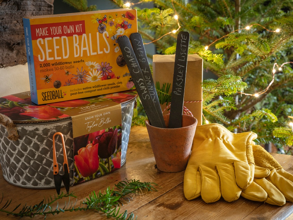Christmas Gifts for Gardeners including Garden Tools, Boots and Monty Don's Book