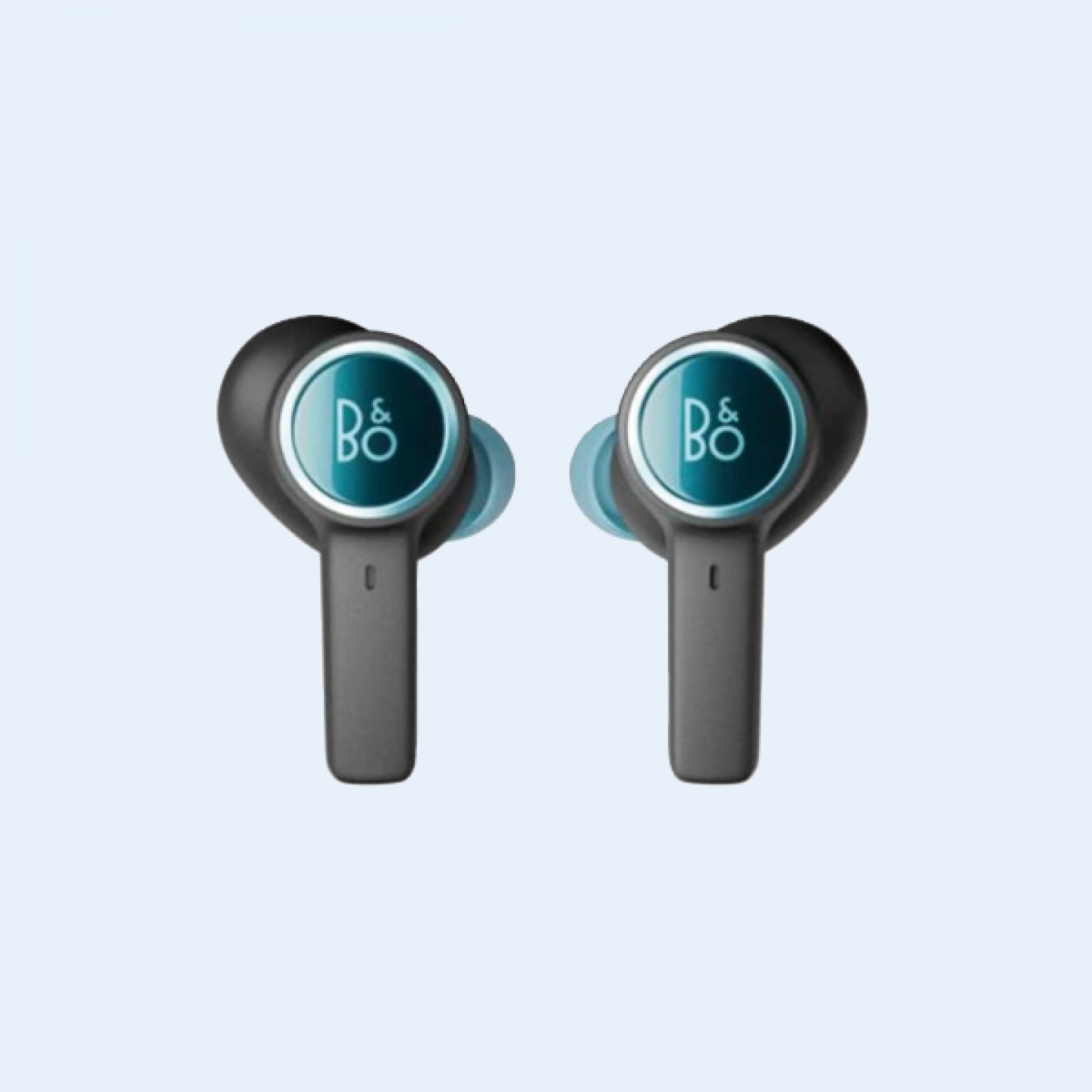 Noise cancelling wireless earbuds