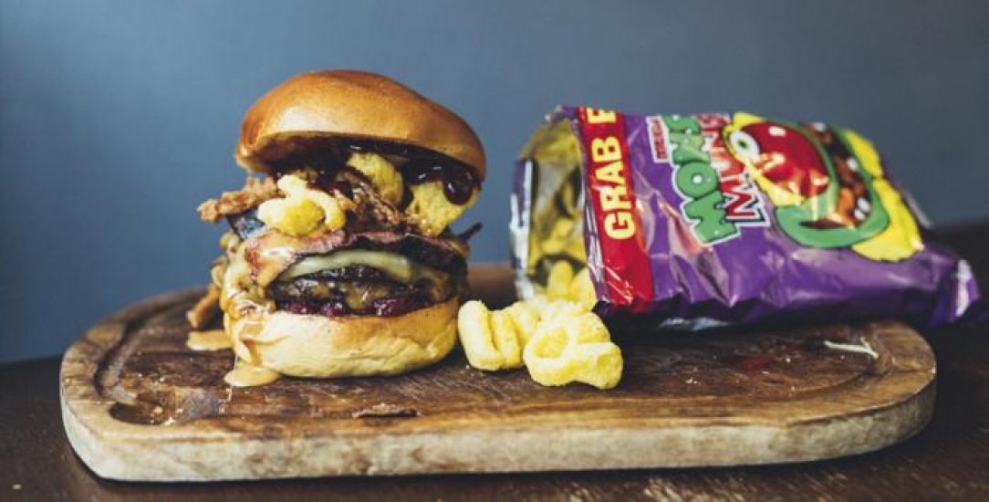 Burger with monster munch