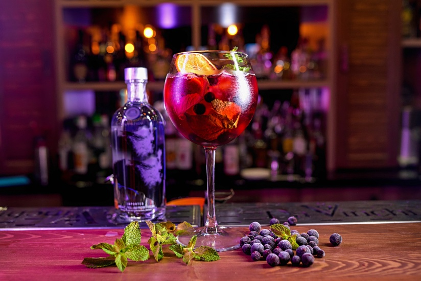 Fruit cocktail with mint