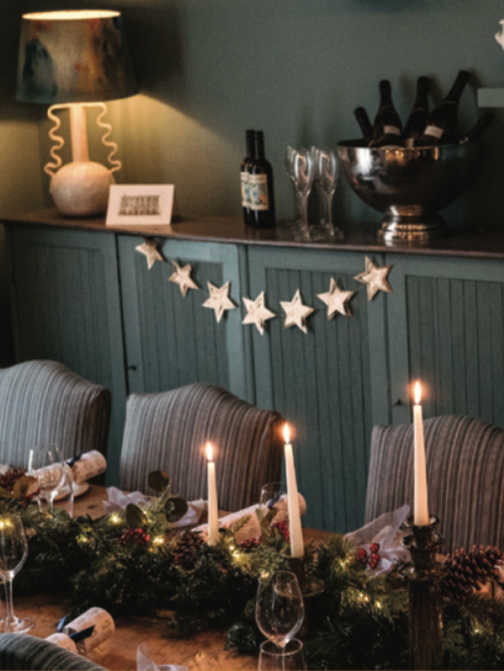 Room and table set with xmas decorations