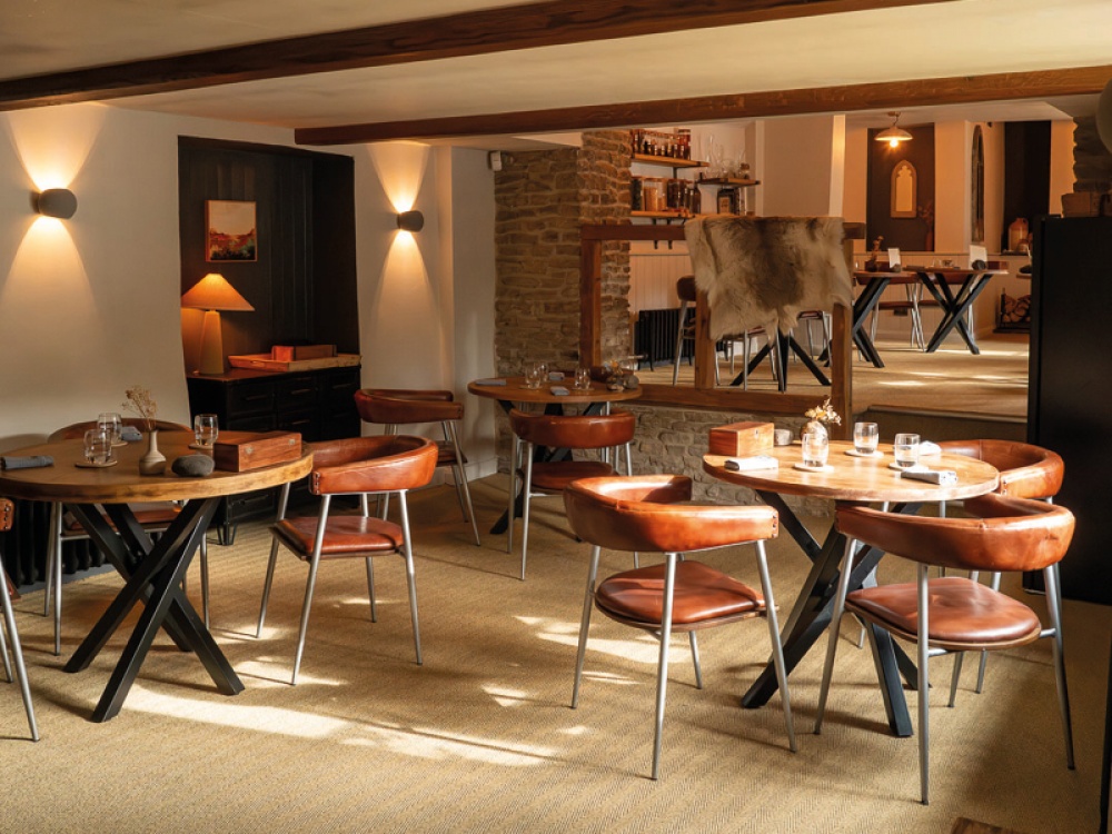 Pignut & The Hare dining room