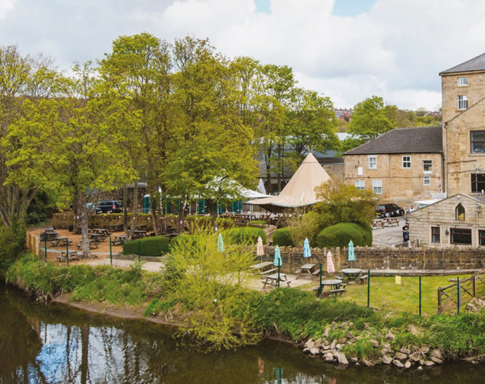 Kirkstall Bridge Inn