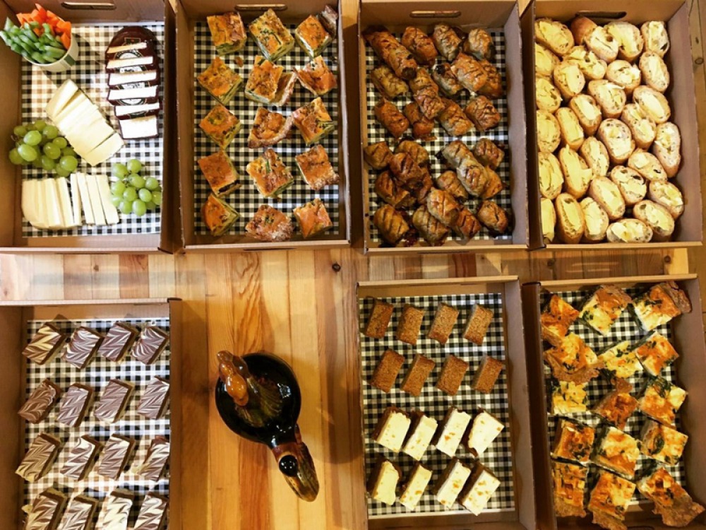 catered food in boxes