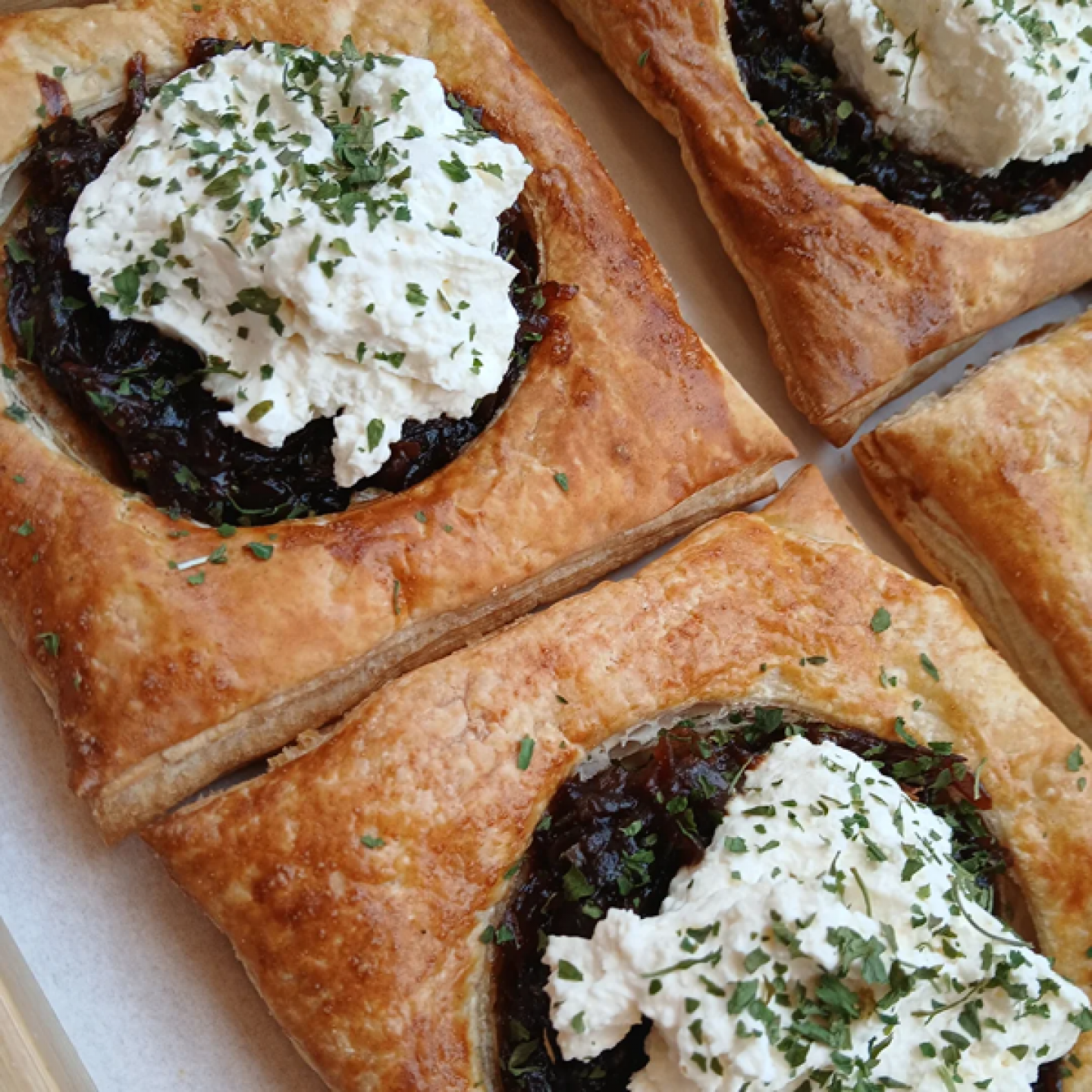 V’s Artisan Kitchen