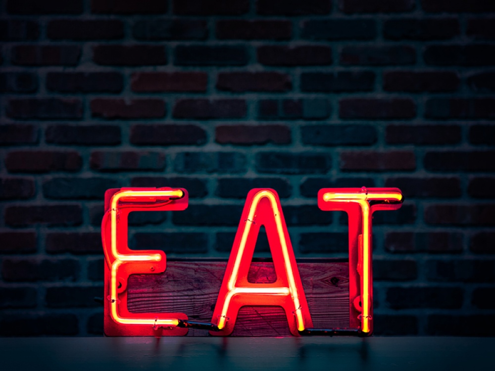 Neon red Eat Sign
