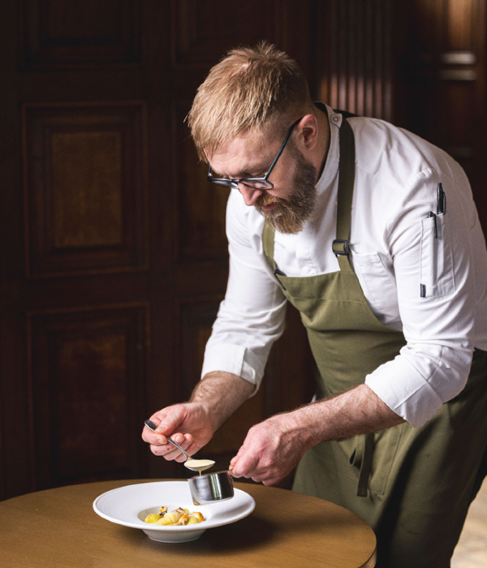 12pm Gareth Rayner, Jesmond Dene House