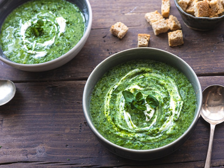 Easy Pea and Parsley Soup