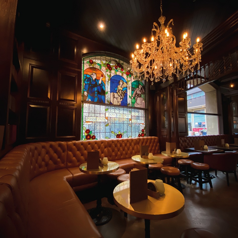 old fashioned bar