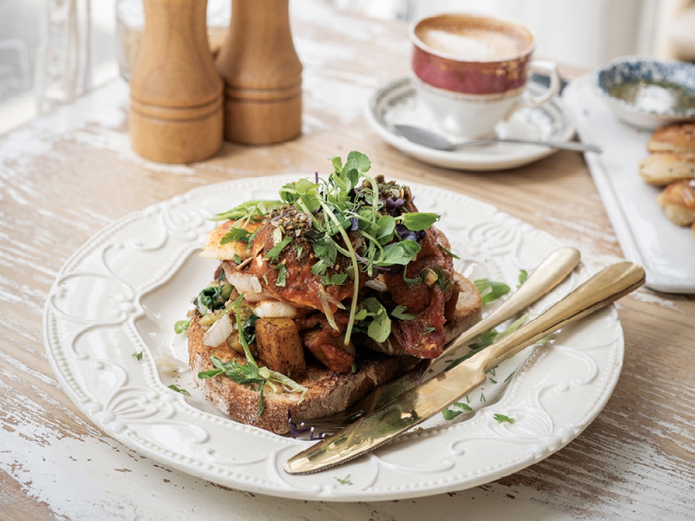 AESTHETE’s Breakfast Stack