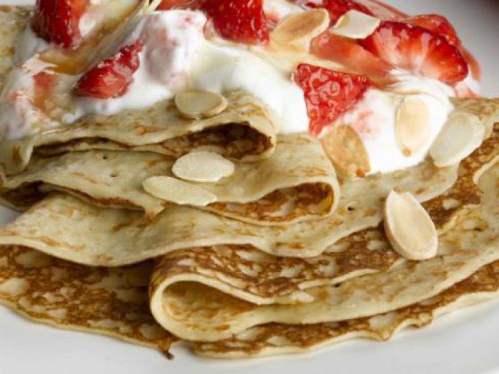 Strawberry, Toasted Almond and Caramel Pancakes