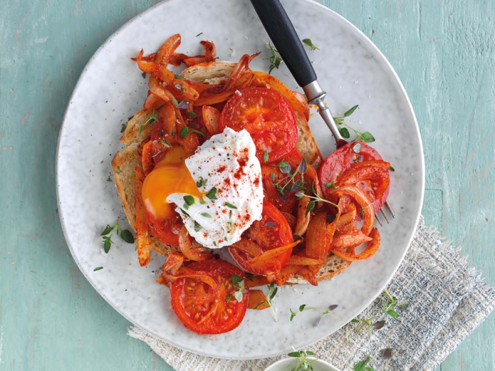 Tomato Brunch with Poached Egg and Parsley