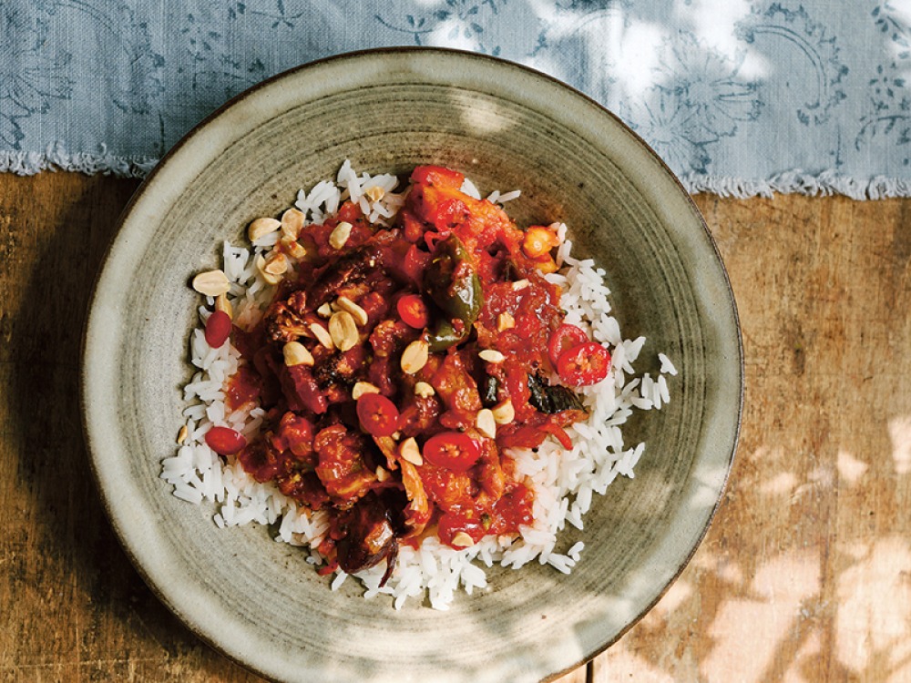 Peanut and Tamarind Vegetable Curry with Mint and Dates