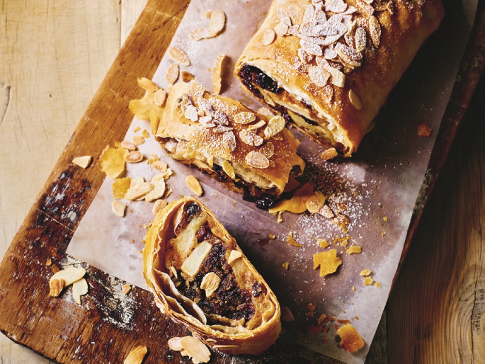 Apple & Mincemeat Strudel