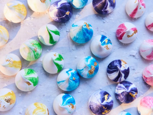 Easter Coloured Meringue Kisses