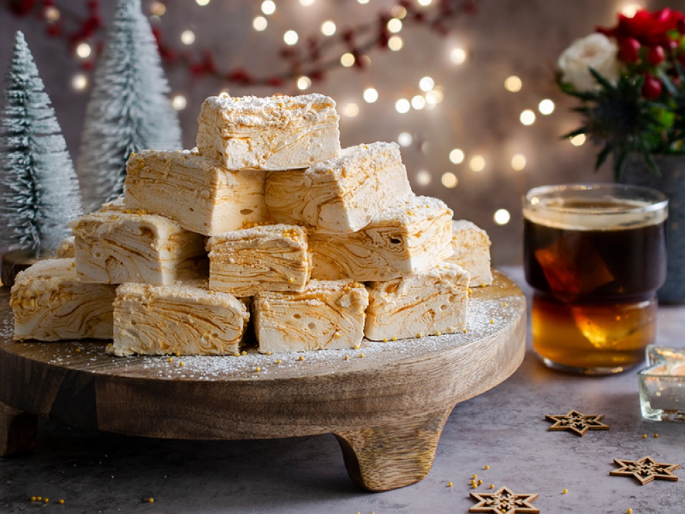Salted Carmel Marshmallow Christmas Bites