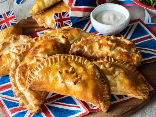 Blue Cheese Roasted Lamb 'Coronadas' with Leek