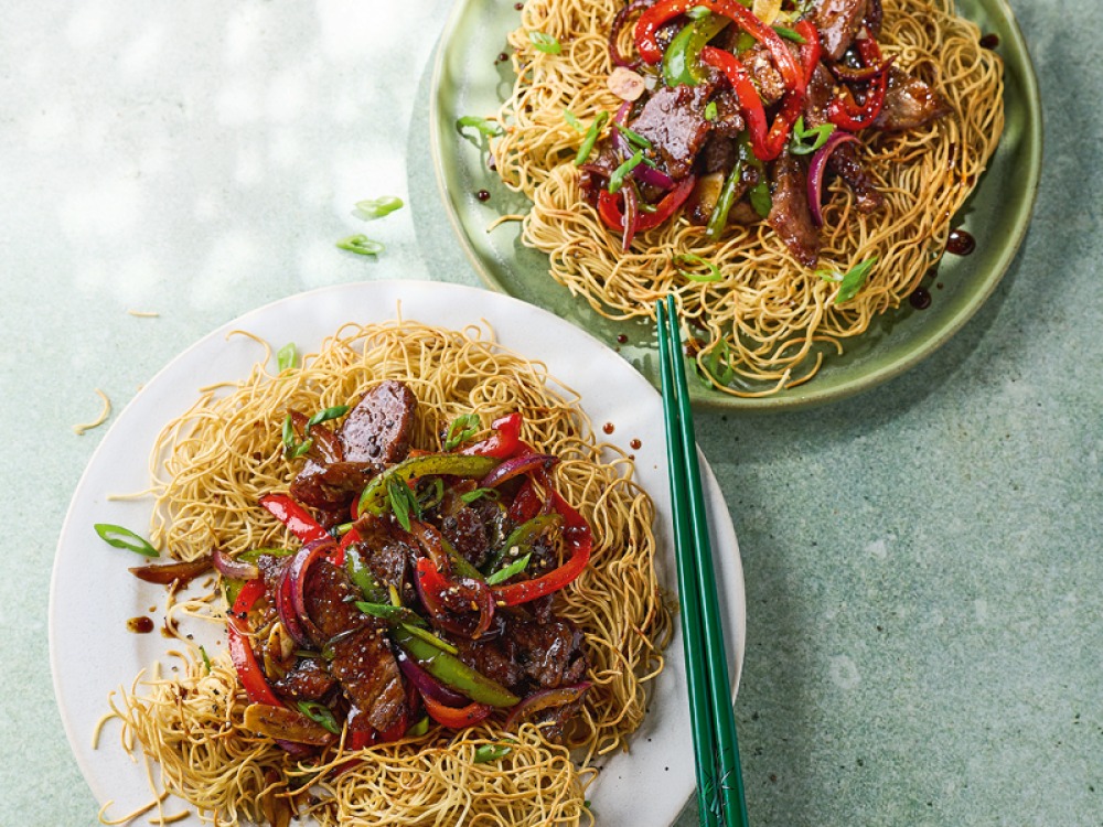 Black Pepper Beef with Crispy Noodle Pancake