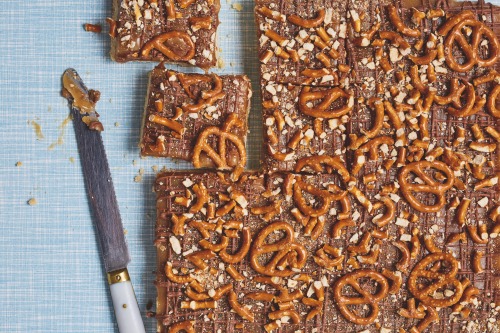 Salted Caramel Pretzel Slice