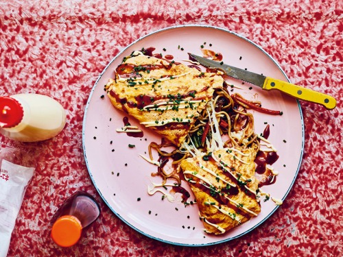 Cheesy Yakisoba Omelette