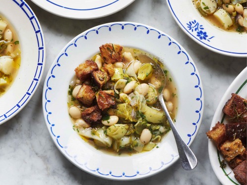We're Obsessed with this Leek and Butterbean Soup
