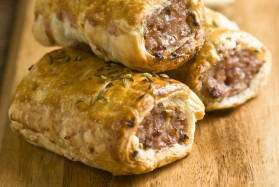 Sausage Rolls with Fennel and Apple Marmalade