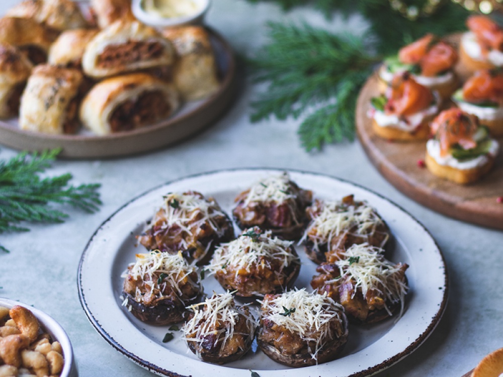 Cheesy Vegan Stuffed Mushroom Canapés