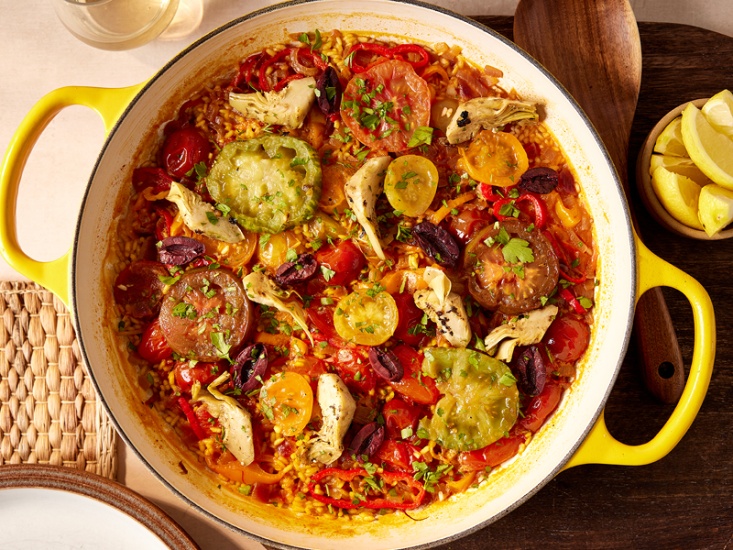 Try this Rainbow Tomato Paella for Dinner Tonight