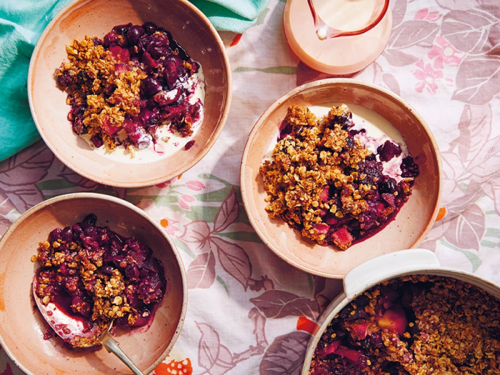 Spiced Blueberry Crumble