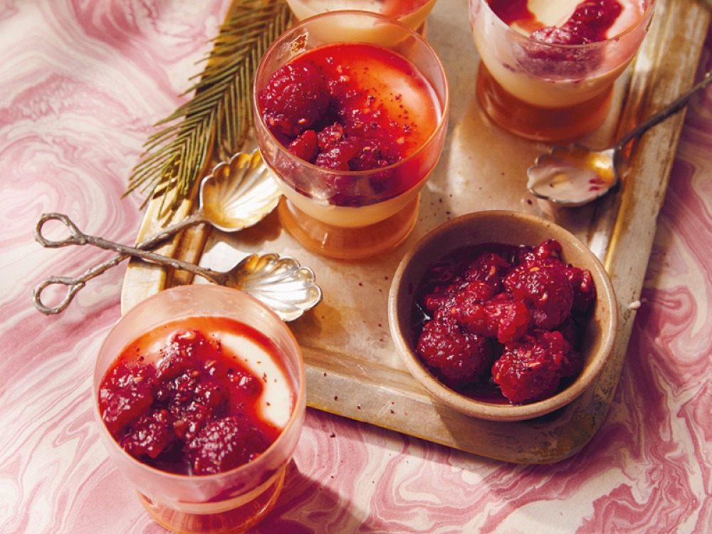 White Chocolate Pots with Sumac-soured Berries