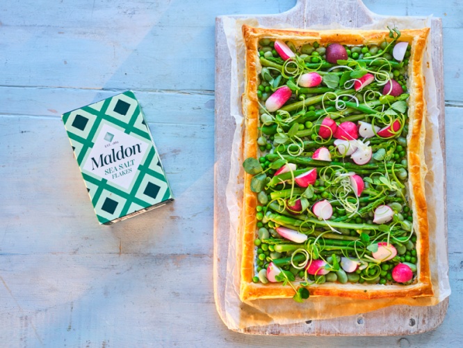 This Simple Tart Tastes Like Spring