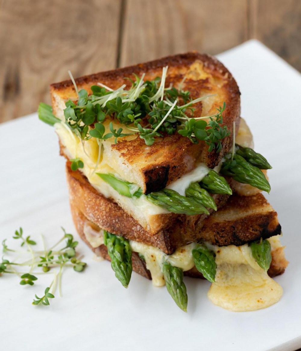 asparagus and grilled cheese sandwich