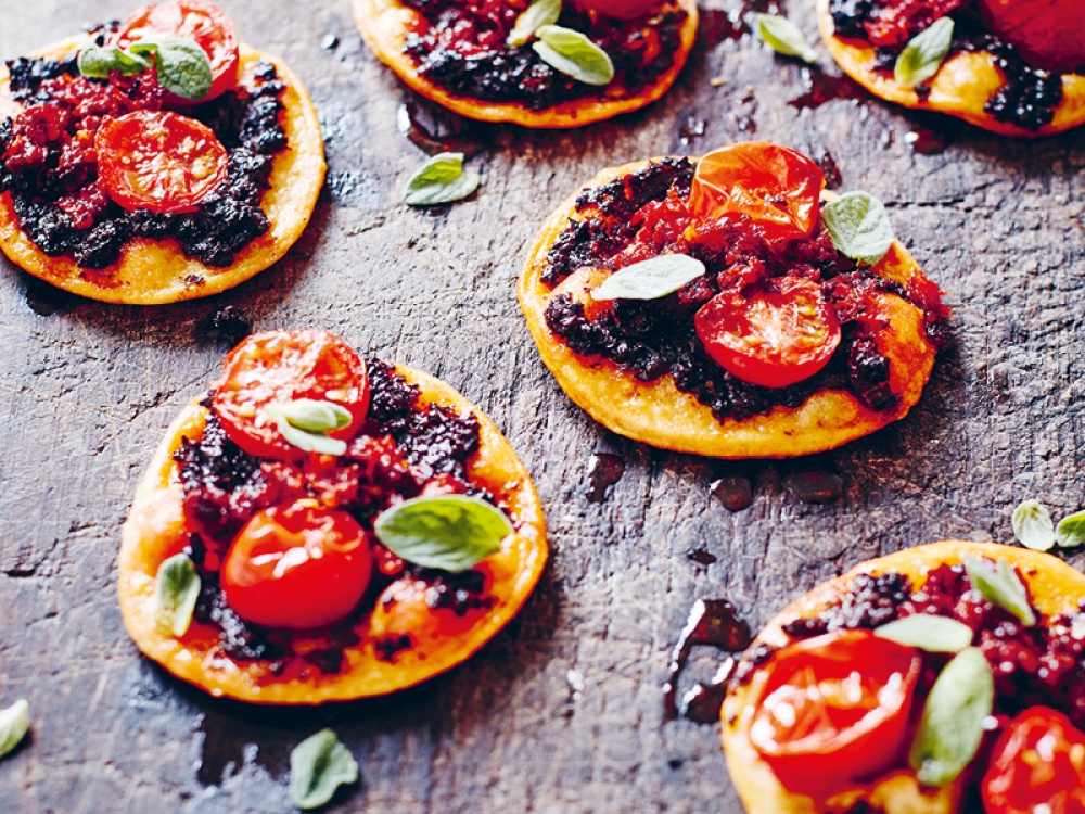 ‘Nduja & Black Olive Tapenade Pizzette