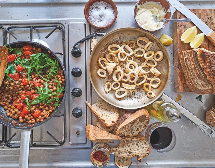 Squid Chilli Tomato Stew - Speedy Mob