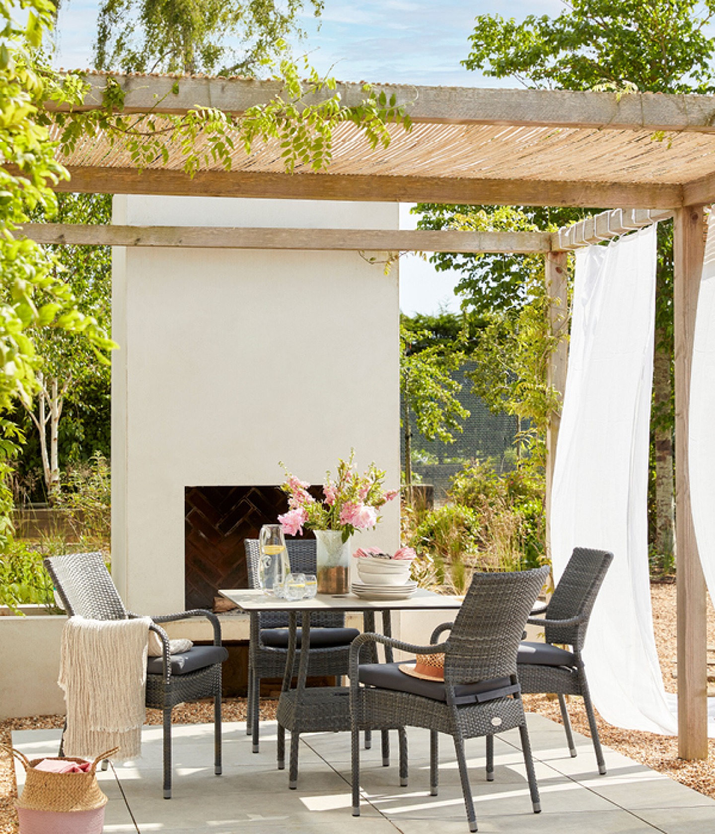 Outdoor sitting area | Bridgman
