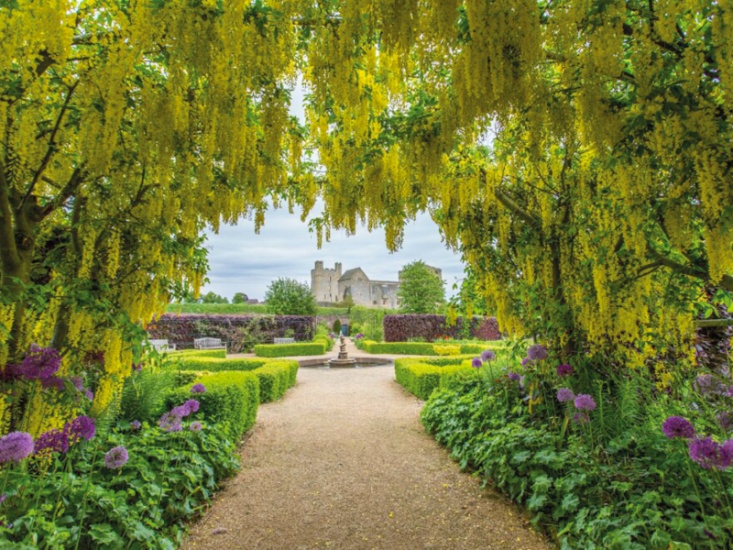 These are the gardens you'll want to visit this season