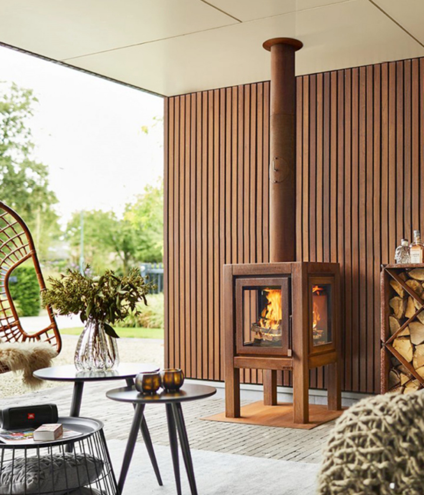  Quaruba large outdoor fire