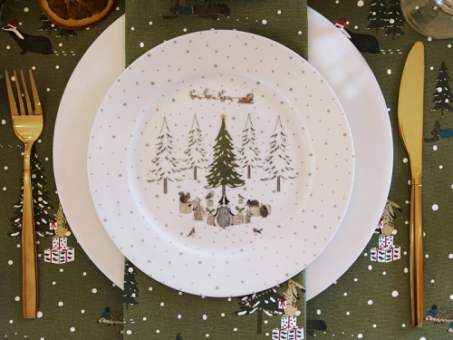 Christmas-Themed Plates and Platters