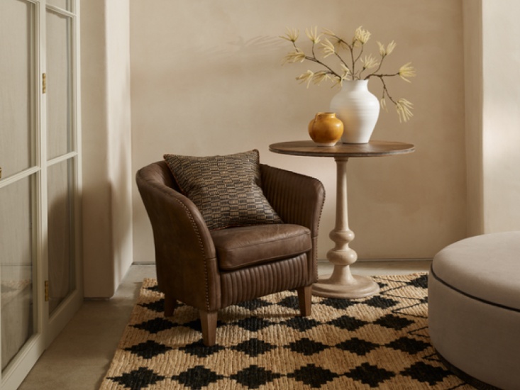 Coffee and Cocoa interiors