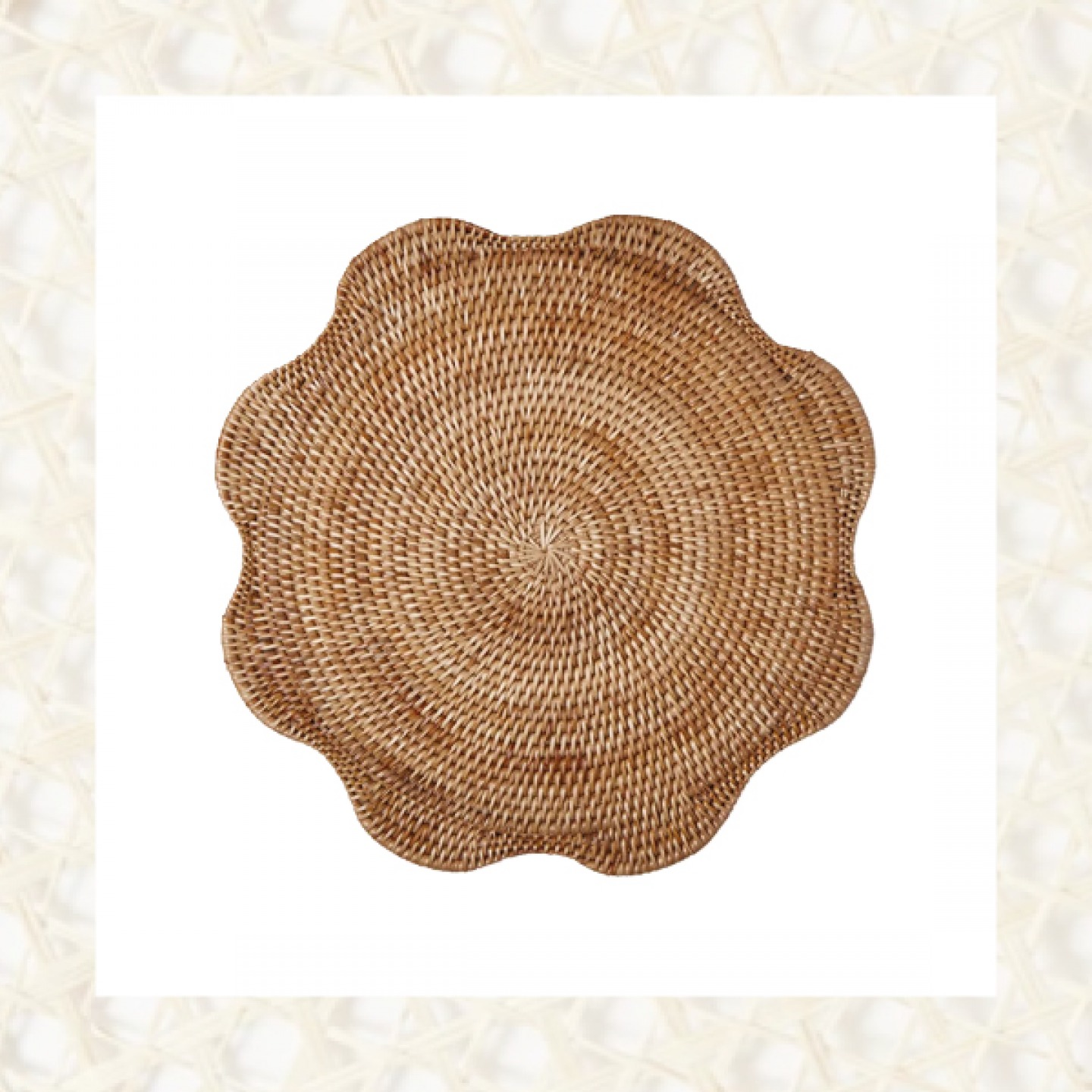Rattan scallop placemat