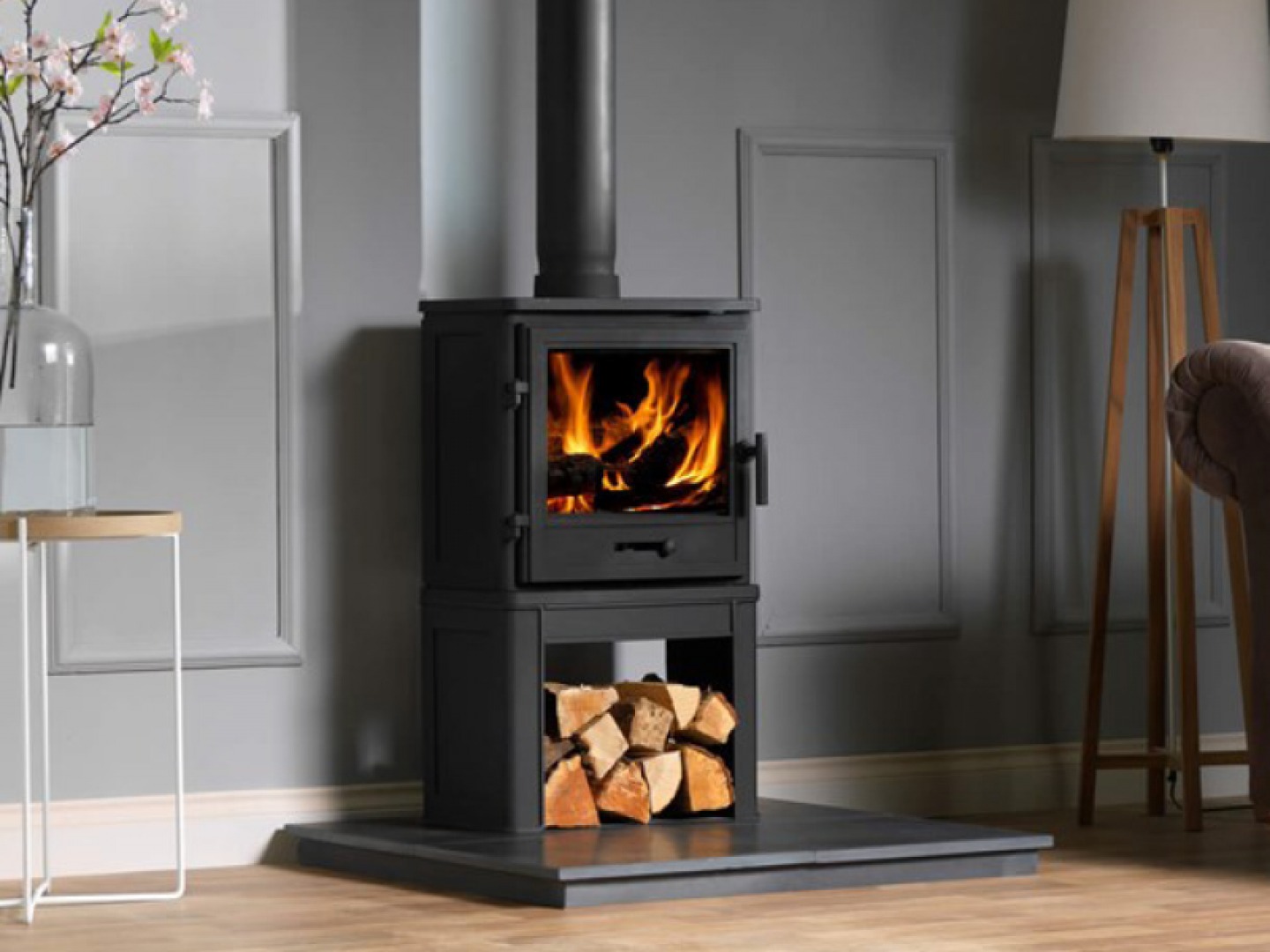 Modern log burner