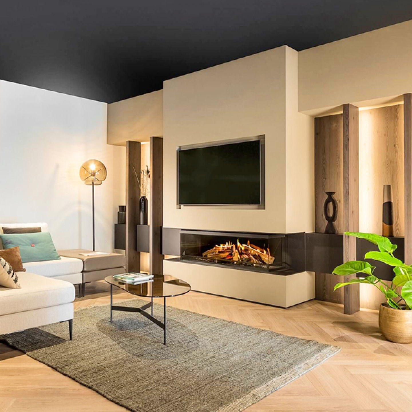 Entertainment wall with built in TV and Fireplace