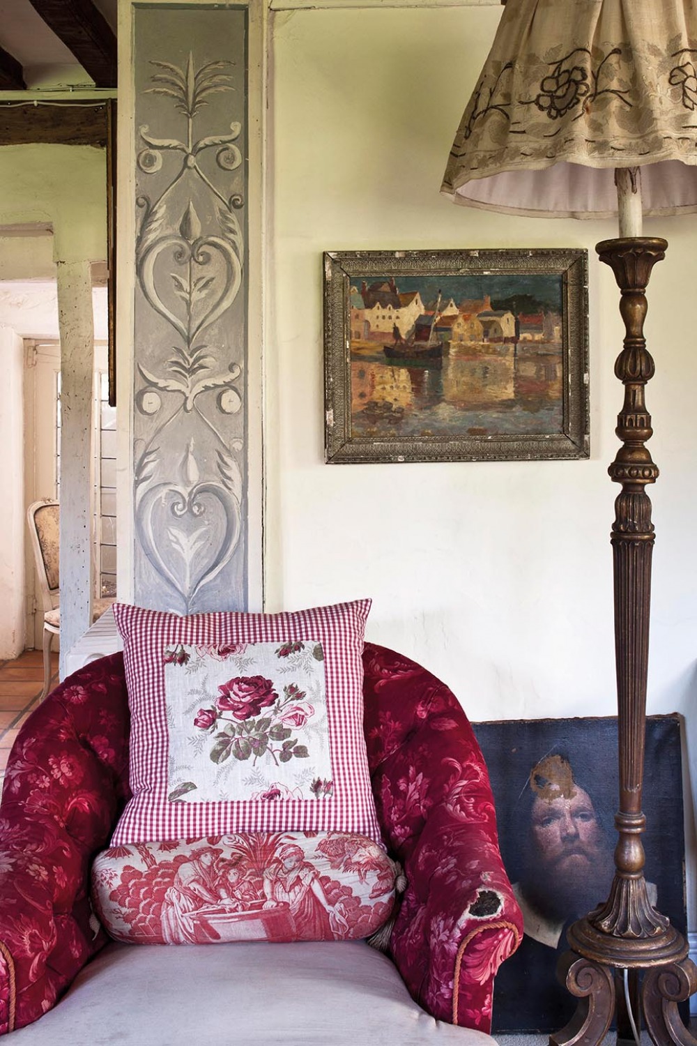 Annie Sloan, Interiors, Decorating, Vintage Interiors, Floral Interiors, Paint, Colour