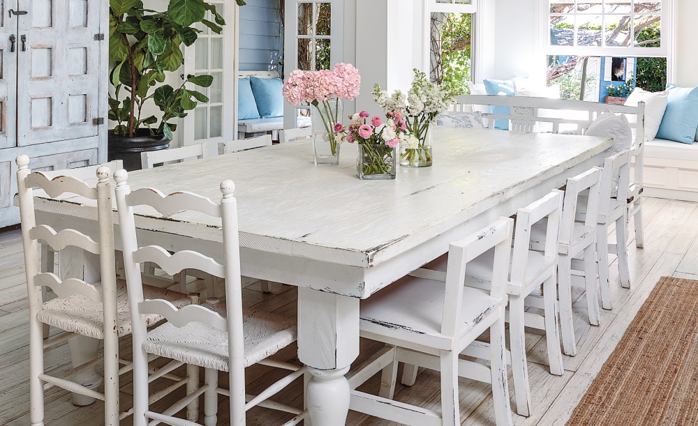 Shades of White by Fifi O’ Neill, published by CICO Books (£25) Photography by Mark Lohman © CICO Books