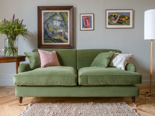 Curved Furniture is Back for 2022