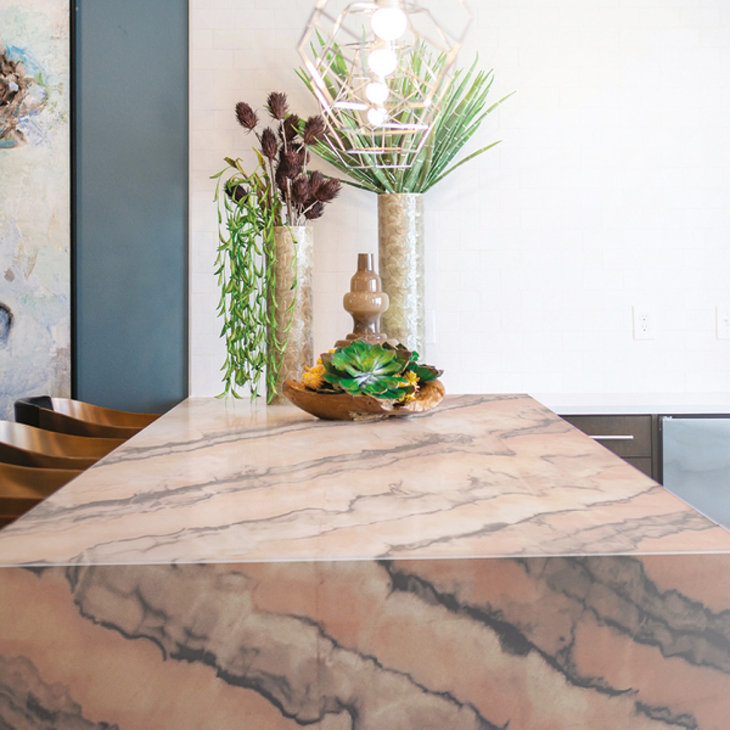 Statement Marble Island