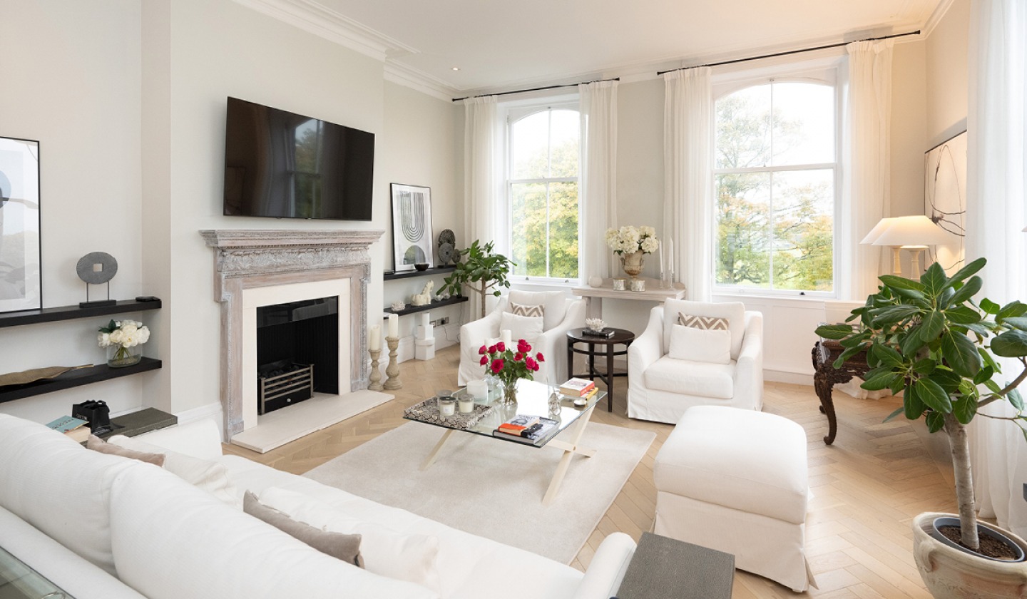 spacious Lounge with large windows