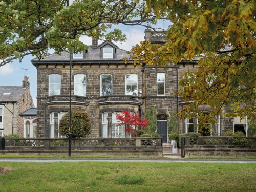 Take a Look Inside this Luxurious Four-Bedroom Apartment in Harrogate