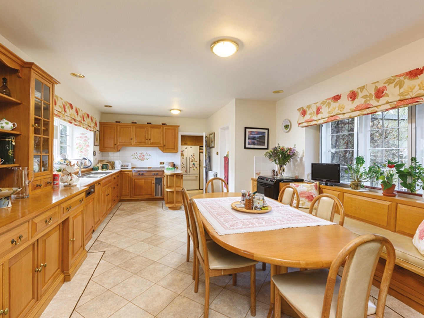 pine kitchen