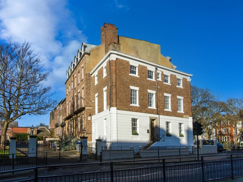 See Inside a Tynemouth Townhouse With a Suntrap Roof Terrace
